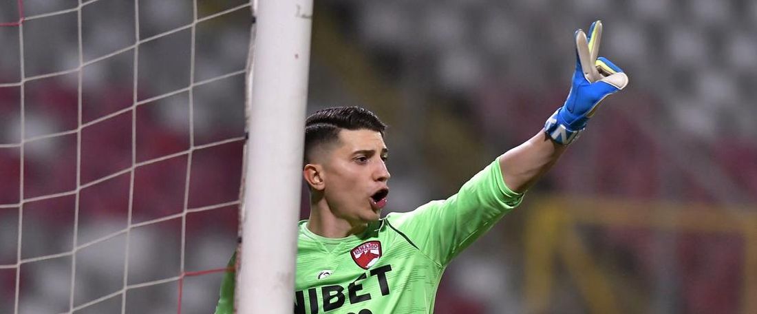 mihai-esanu-portar dinamo