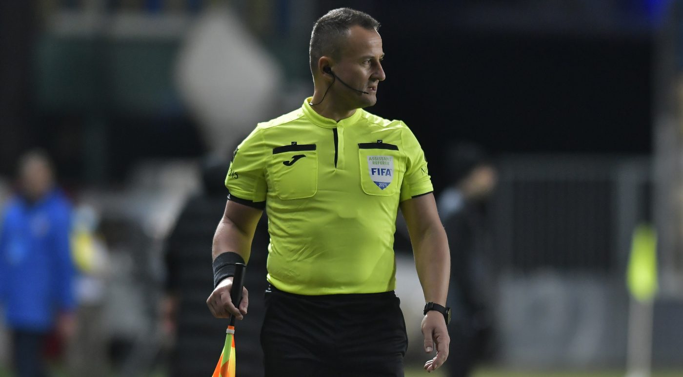 Octavian Șovre, reacție sinceră cu privire la scandalul iscat în jurul autografului cerut lui Erling Haaland: „Trăim într-o lume a regulilor! Arbitrii sunt și ei oameni!”