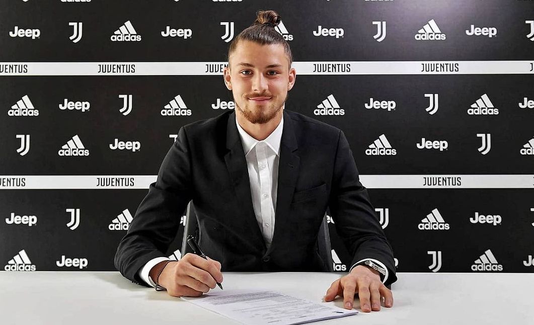 Radu Drăgușin, prima reacție după ce a semnat noul contract cu Juventus Torino! Obiectivul anunțat de fundașul român