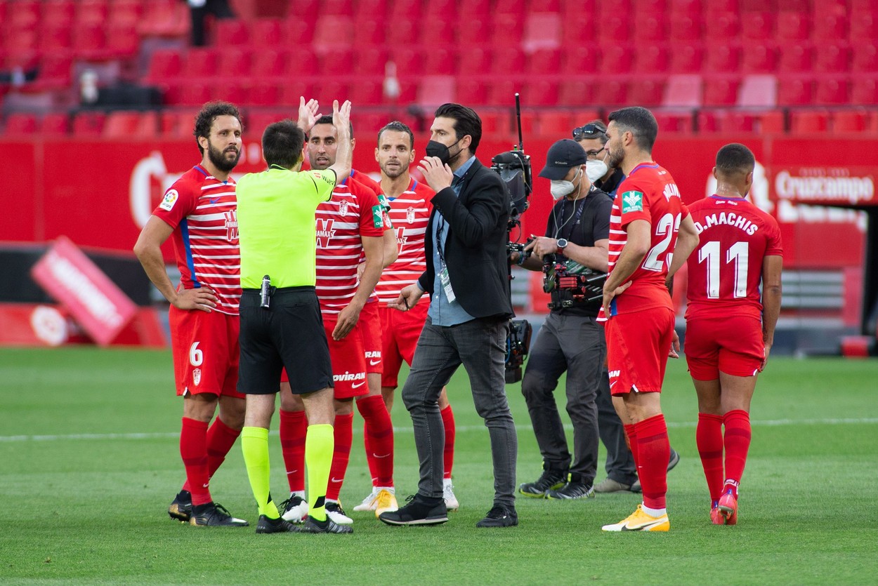 ANALIZĂ MARIUS AVRAM | Finalul din Sevilla – Granada, la indigo acum 10 ani în Liga 1. Ce greșeli s-au comis în arbitrajul autohton în această etapă