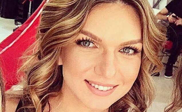 Simona Halep, ședință foto surpriză la Stuttgart: „Ești top model!” Fanii aproape că nu au recunoscut-o | GALERIE FOTO
