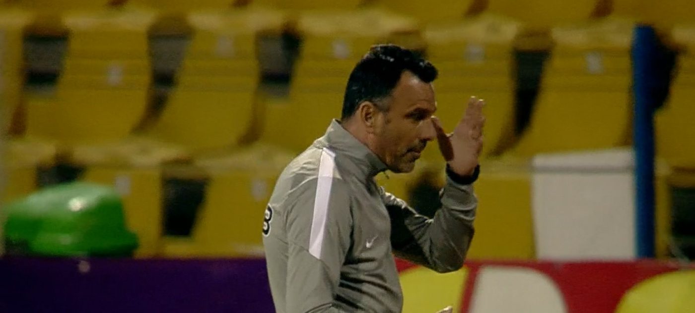 „Mă doare capul, nu mai pot!” Toni Petrea a cedat nervos cu Academica Clinceni. Ce jucător a căzut victimă după faza care l-a scos din minți pe antrenorul FCSB | VIDEO