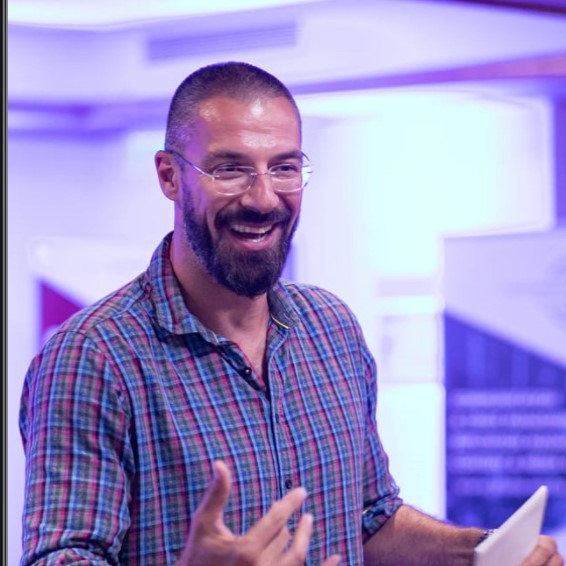 Virgil Stănescu, concluzii dure despre lupta la vârf din FR de Baschet: „Jocurile de culise vor lăsa cicatrici. Campania pare o luptă de gherilă” | INTERVIU