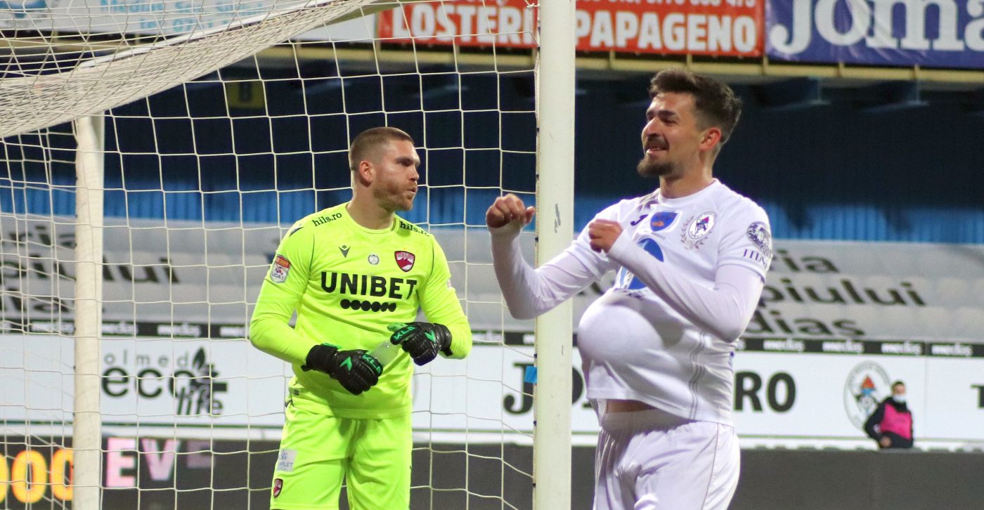 Dinamo plânge după Mihai Eșanu! Portarul Gudmund Kongshavn, două goluri printre picioare în meciul cu Gaz Metan Mediaș | VIDEO