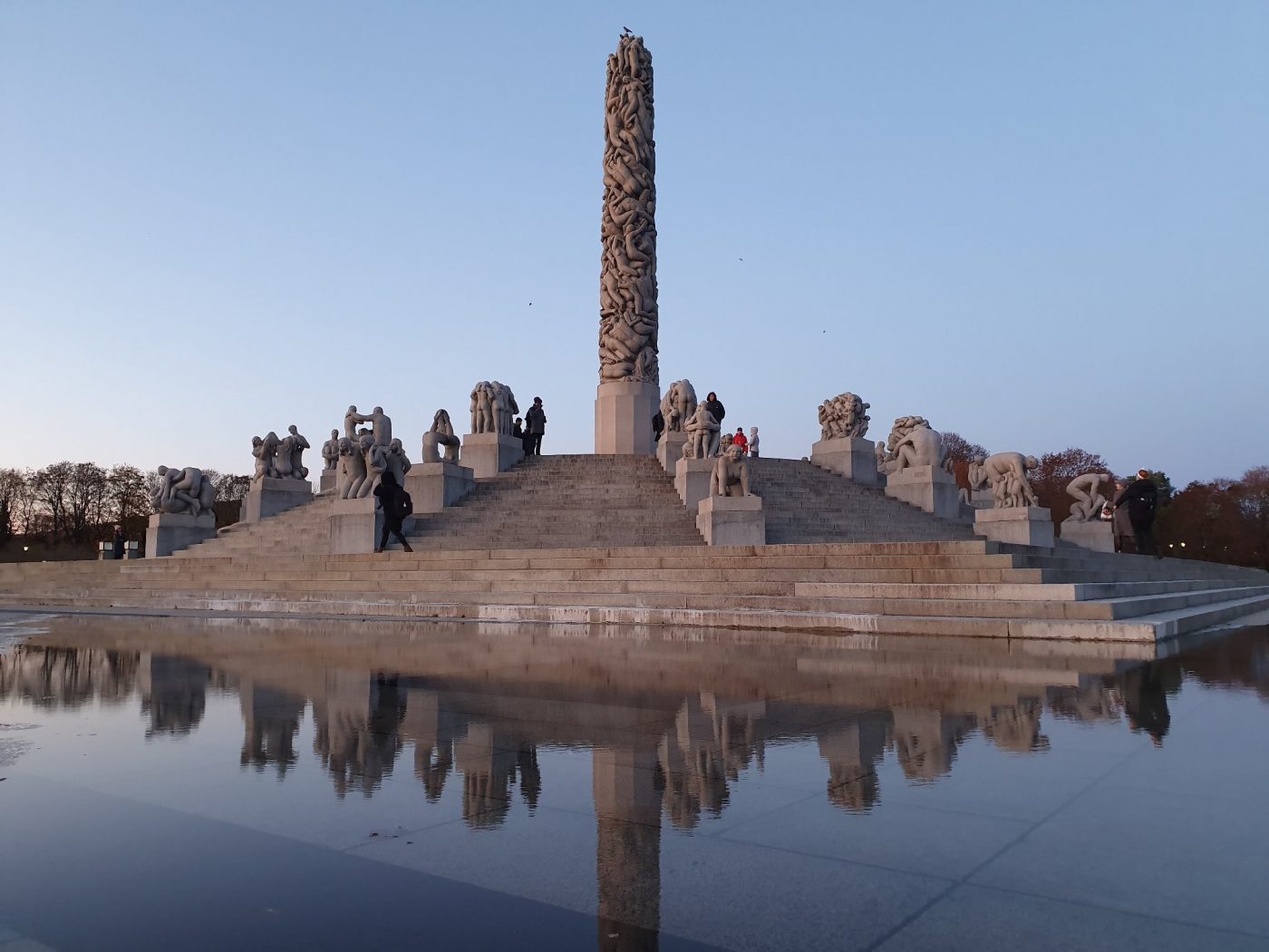 Imagine din parcul Vigeland. sursă foto: facebook