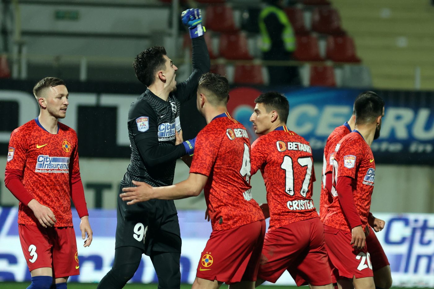 Gigi Becali, avertizat după ce a distrus o vedetă de la FCSB. „L-ai scos și îl pierzi!”