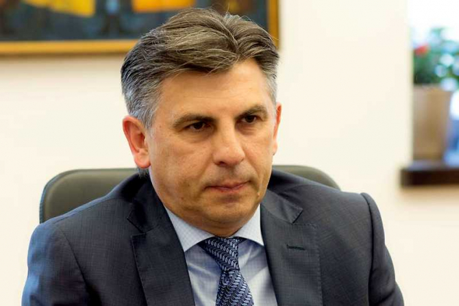 Ionuț Lupescu dă de pământ cu șefii lui Dinamo, dar îi apără pe fani: „Acest club a fost tâlhărit! DDB, singura soluție pentru Liga 2!”