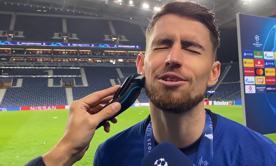 Jorginho, show după ce Chelsea a câștigat Liga Campionilor! Un jurnalist l-a bărbierit. „Era să mă las de fotbal”