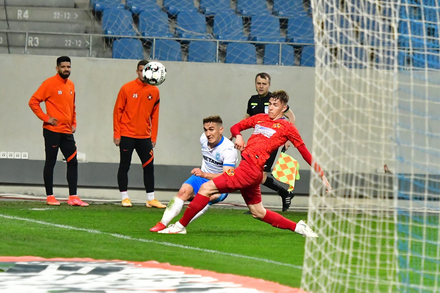 Modificări în etapa a 9-a din play-off-ul și play-out-ul Ligii 1. Când se decide lupta pentru salvarea de la retrogradare + FCSB – Craiova se joacă pe 19 mai