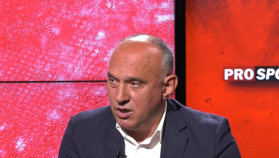 Mirel Rădoi, sub presiune după ce i s-a cerut demisia în direct: „FRF n-are nevoie de Hagi, de Dan Petrescu”
