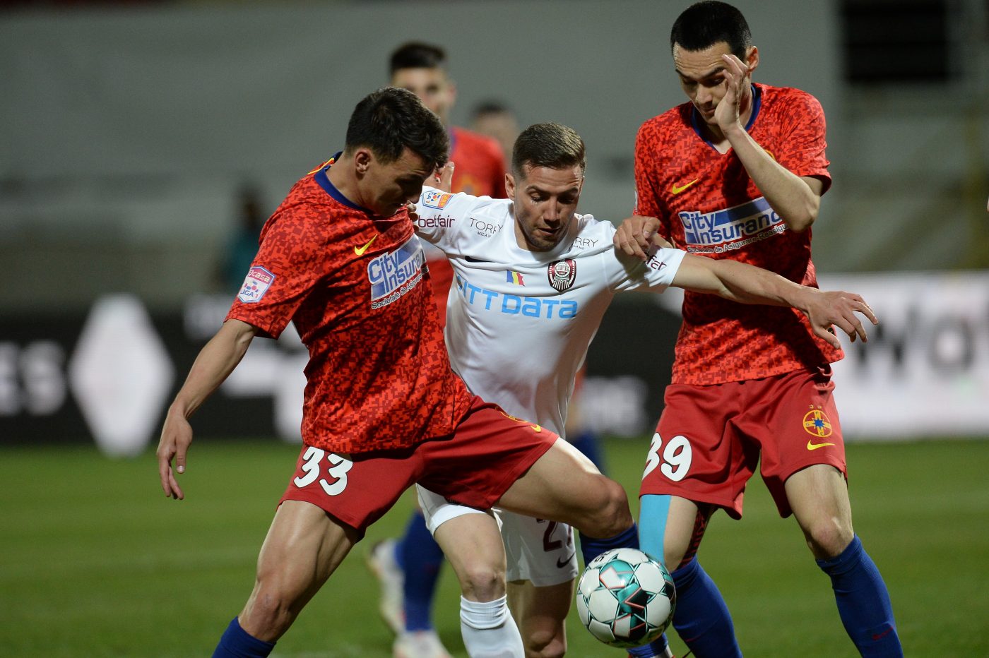 EDITORIAL Victor Vrînceanu | CFR sau FCSB? CS U sau FC U? Dinamo sau Rapid? Sepsi sau Viitorul? Campionatul viitor se anunță exploziv și d-abia aștept să înceapă! 