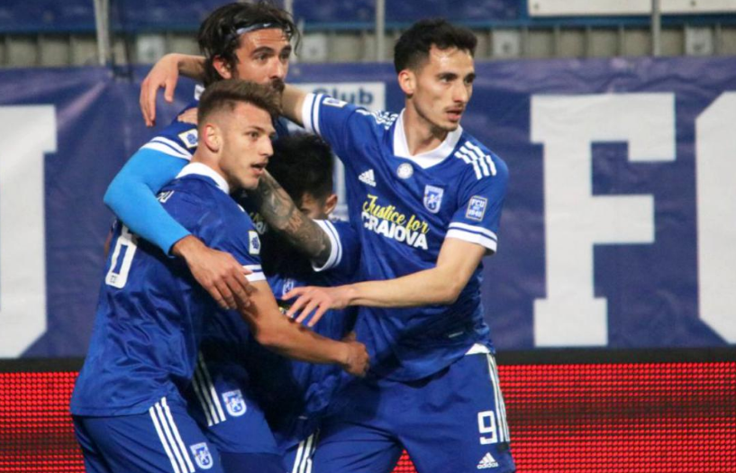 Jucătorii formației FC Universitatea Craiova se implică în campania pentru vaccinare de la stadionul „Ion Oblemenco” | VIDEO