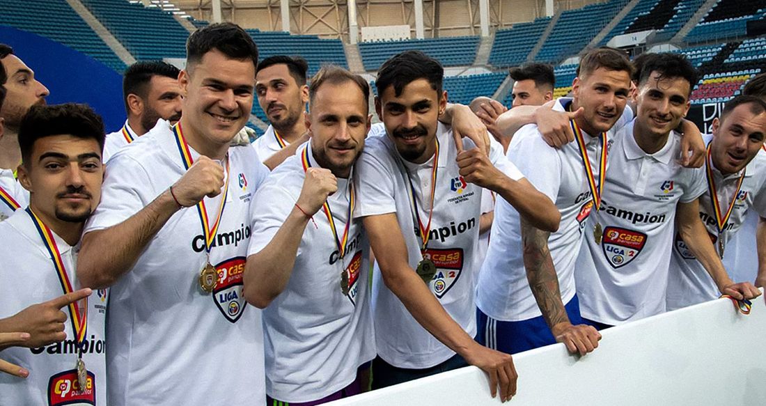 Încă doi jucători sunt out de la FC Universitatea Craiova. Conducerea Științei i-a anunțat deja că nu intră în planurile lui Adrian Mutu | EXCLUSIV