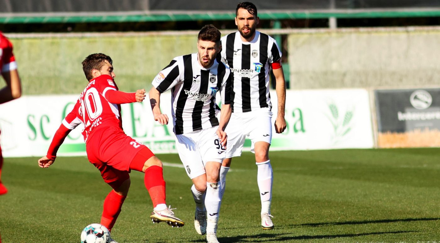 Astra se dezintegrează după retrogradare! Primii fotbaliști care pleacă de la campioana României și vor semna cu o altă echipă din Liga 1 | EXCLUSIV