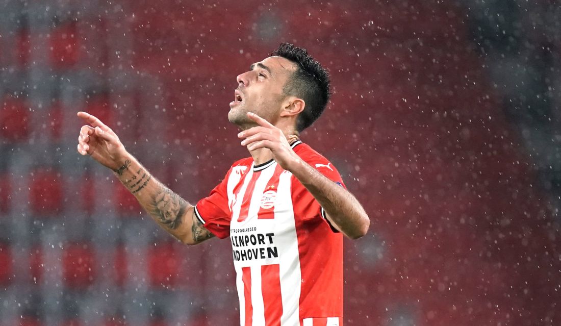 Soția atacantului dorit de FCSB, răpită și sechestrată de hoți! Agresorii l-au sunat pe fotbalist, iar colegii săi au văzut jaful live. „Ne simțeam neputincioși!” | FOTO