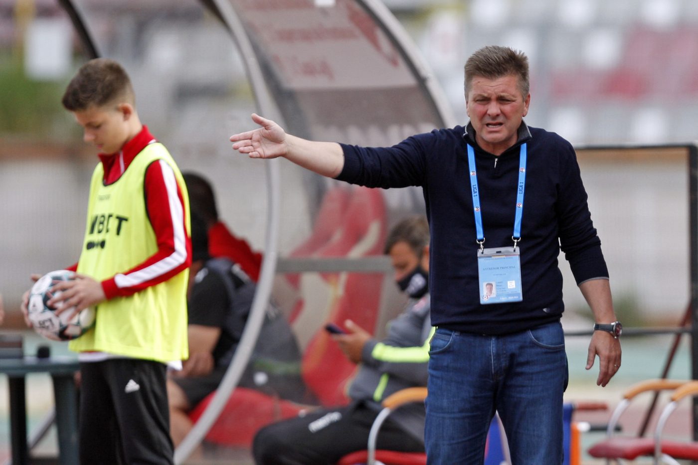 Dusan Uhrin nu mai rămâne la Dinamo! Anunțul antrenorului ceh pentru secunzi | EXCLUSIV