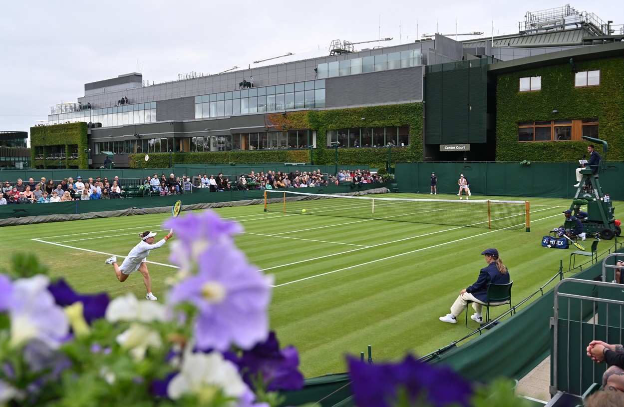 Ana Bogdan, eșec categoric la Wimbledon! Anastasia Pavlyuchenkova a făcut spectacol | VIDEO