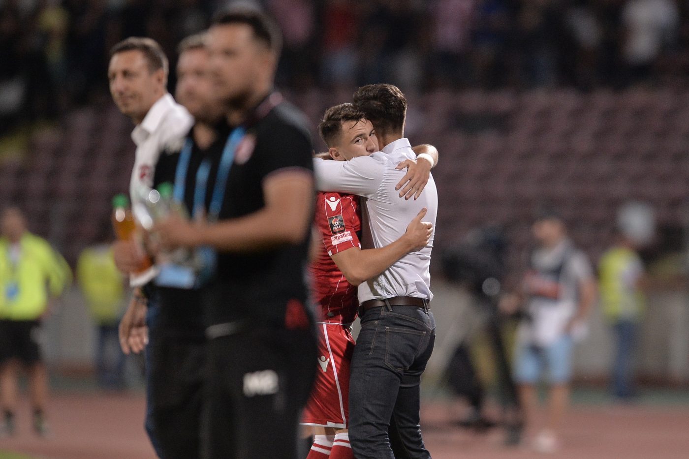 Florin Bratu a dezvăluit în premieră cum l-a adus pe Deian Sorescu la Dinamo: „Doar eu am crezut în el! S-ar descurca în Bundesliga, ar trebui să plece!” | EXCLUSIV