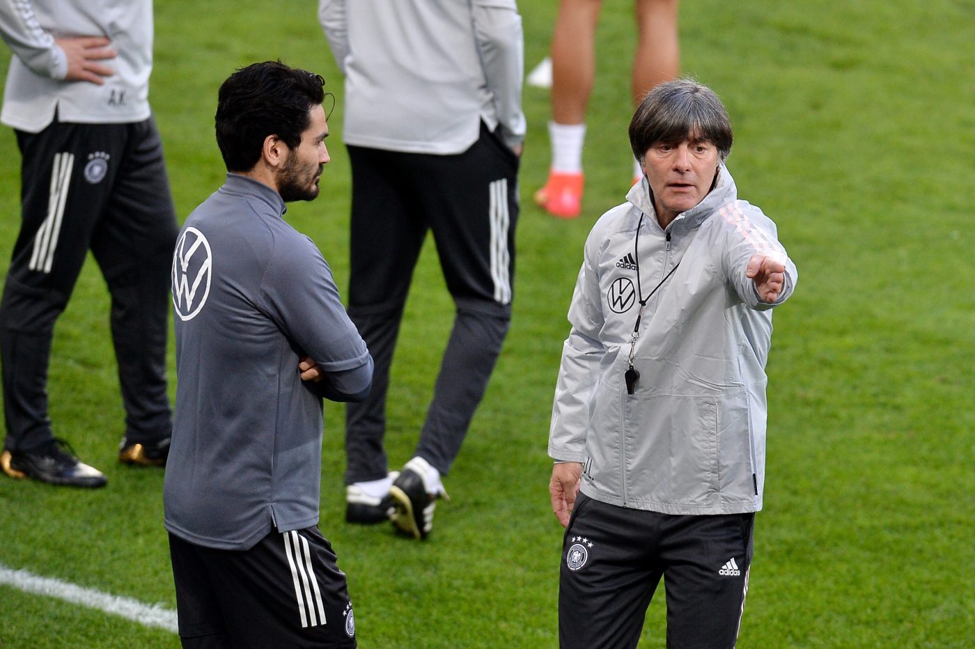 Joachim Low, avertisment pentru jucătorii Germaniei după calificarea cu emoții în optimile EURO 2020. „Trebuie să îmbunătăţim lucrurile!”