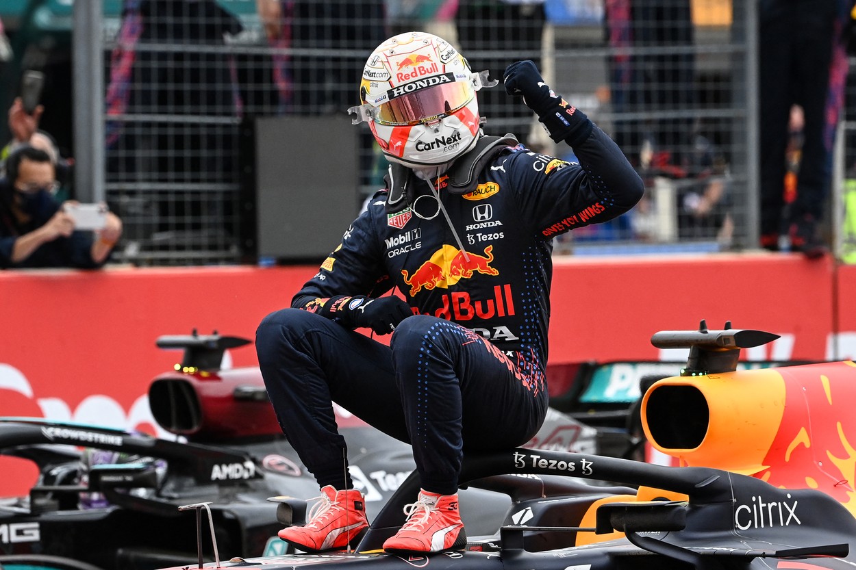 Lewis Hamilton a găsit scuze pentru eșecul din Marele Premiu al Mexicului: „Le vedeam în oglindă” + Max Verstappen, aproape campion!