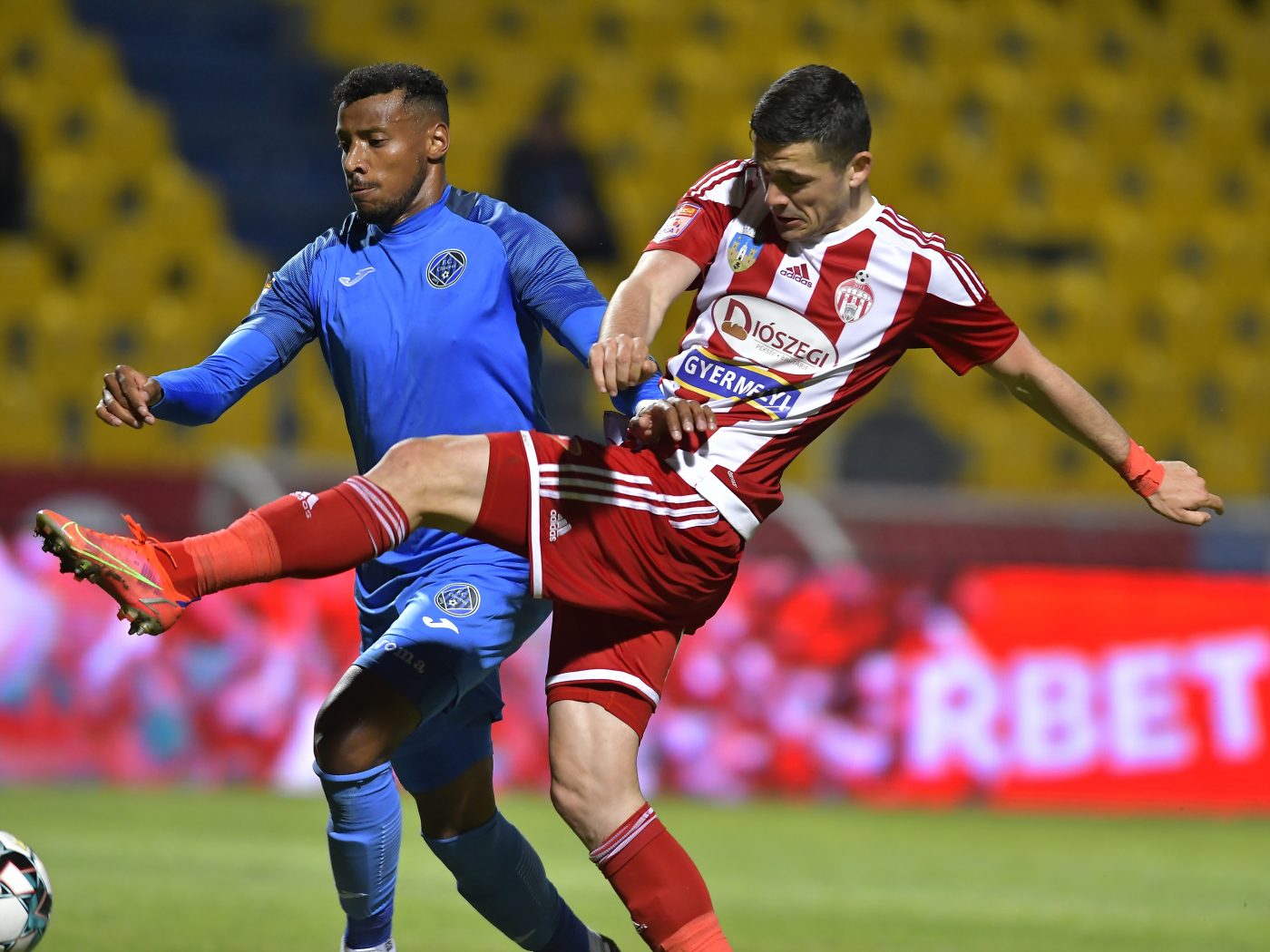 A picat transferul lui Andrei Dumiter la FCSB? Anunțul neașteptat făcut de patronul lui Sepsi: „Există o problemă!”