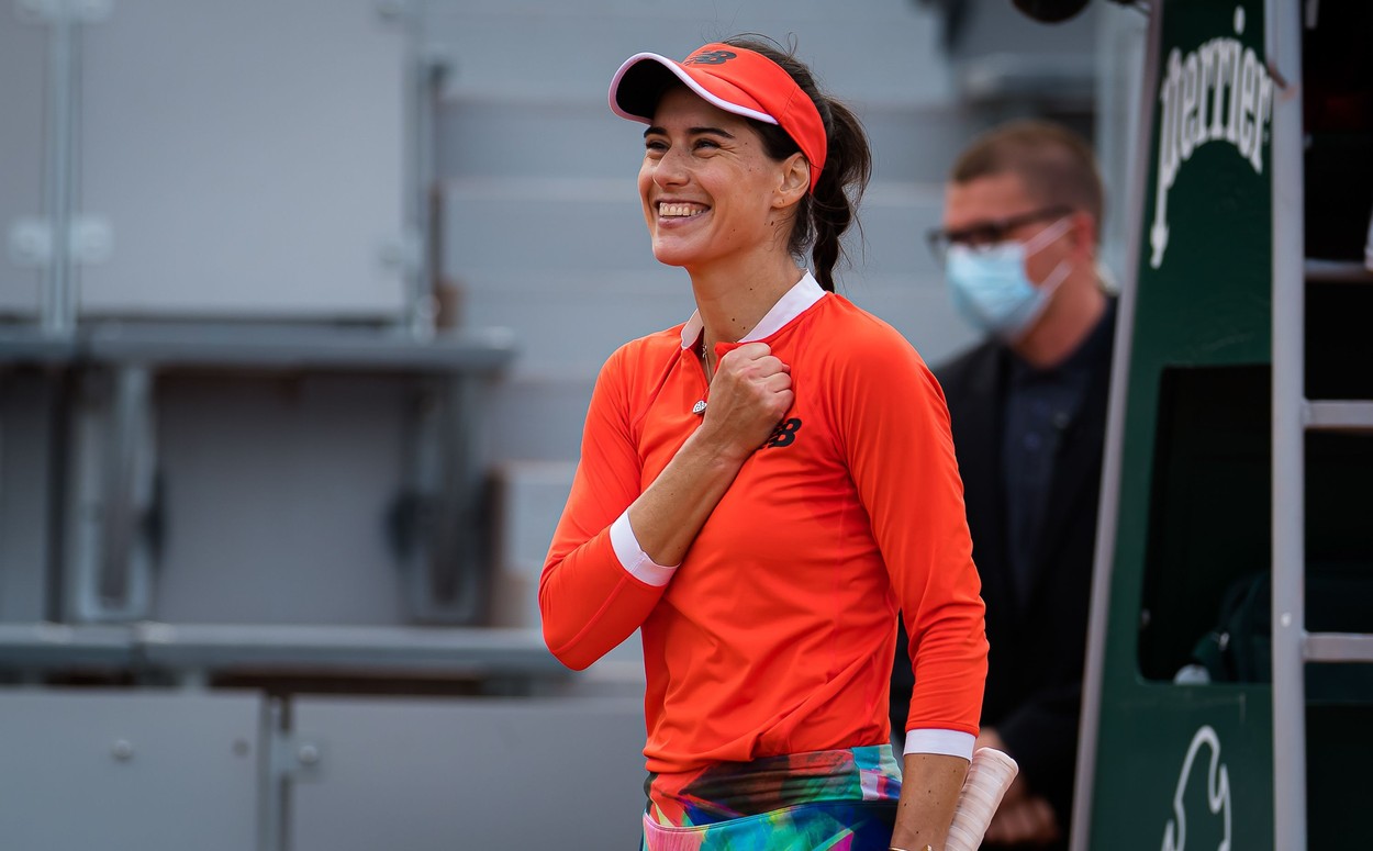 S-a aflat când va juca Sorana Cîrstea în optimile de la Roland Garros. Cine transmite meciul la TV