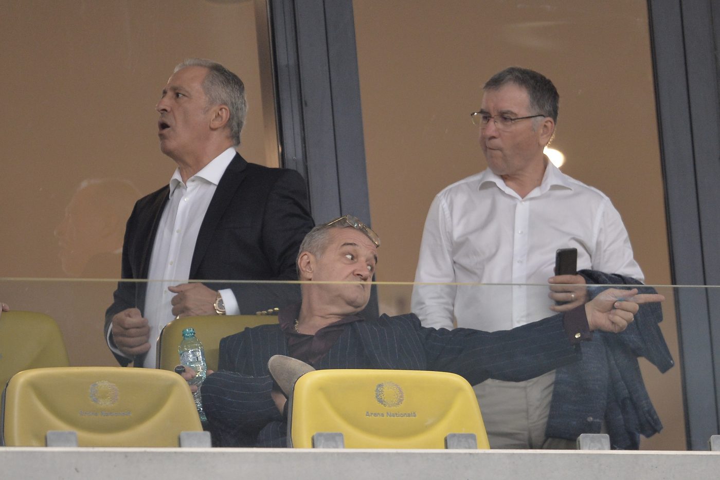 Gigi Becali o amenință pe Rapid: „Nu pot să joace pe Arena Națională, o să vedeți!”