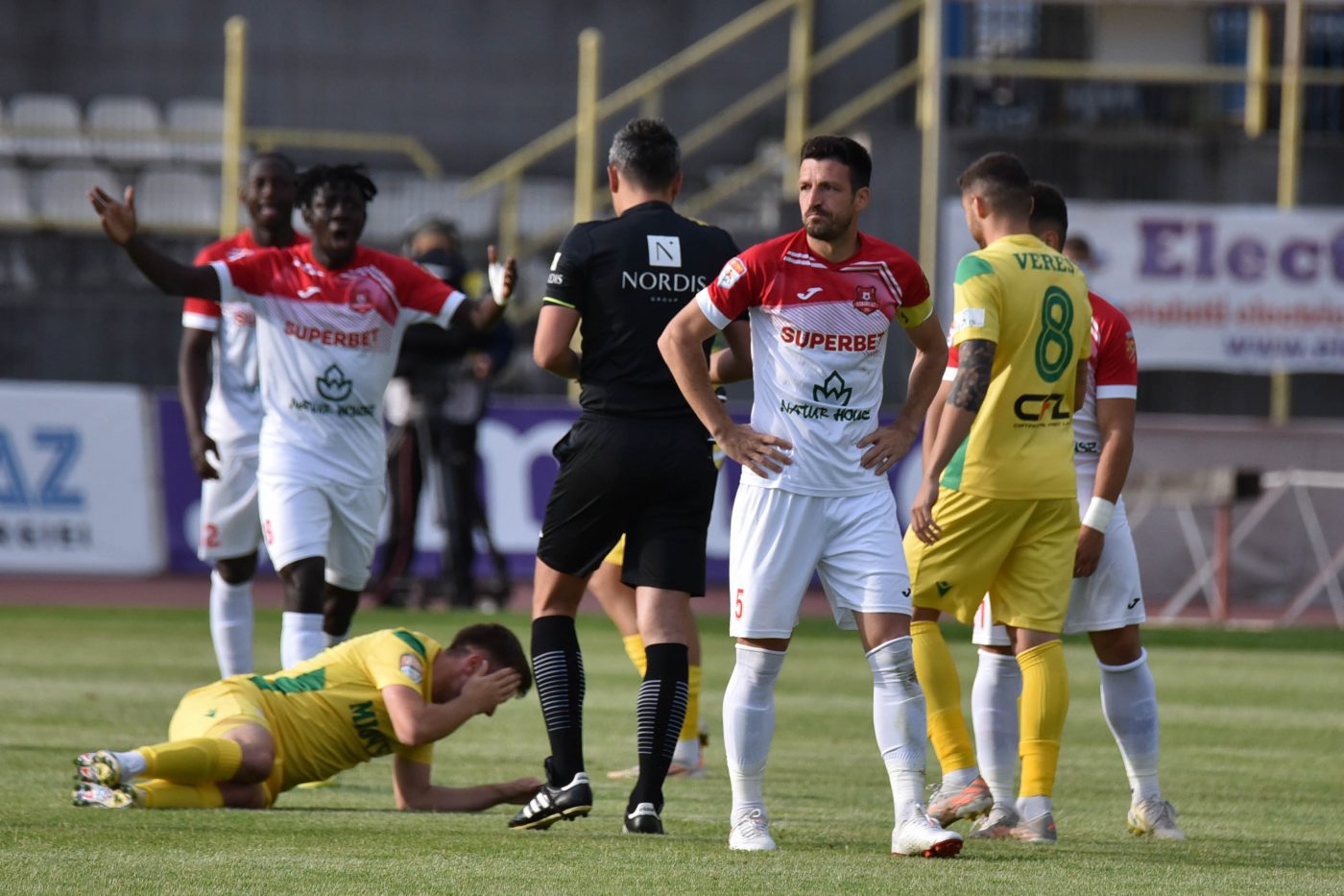 FC Hermannstadt, în pragul desființării după retrogradarea în Liga 2! Datoriile sunt mari, iar unul din finanțatori e gata să se retragă