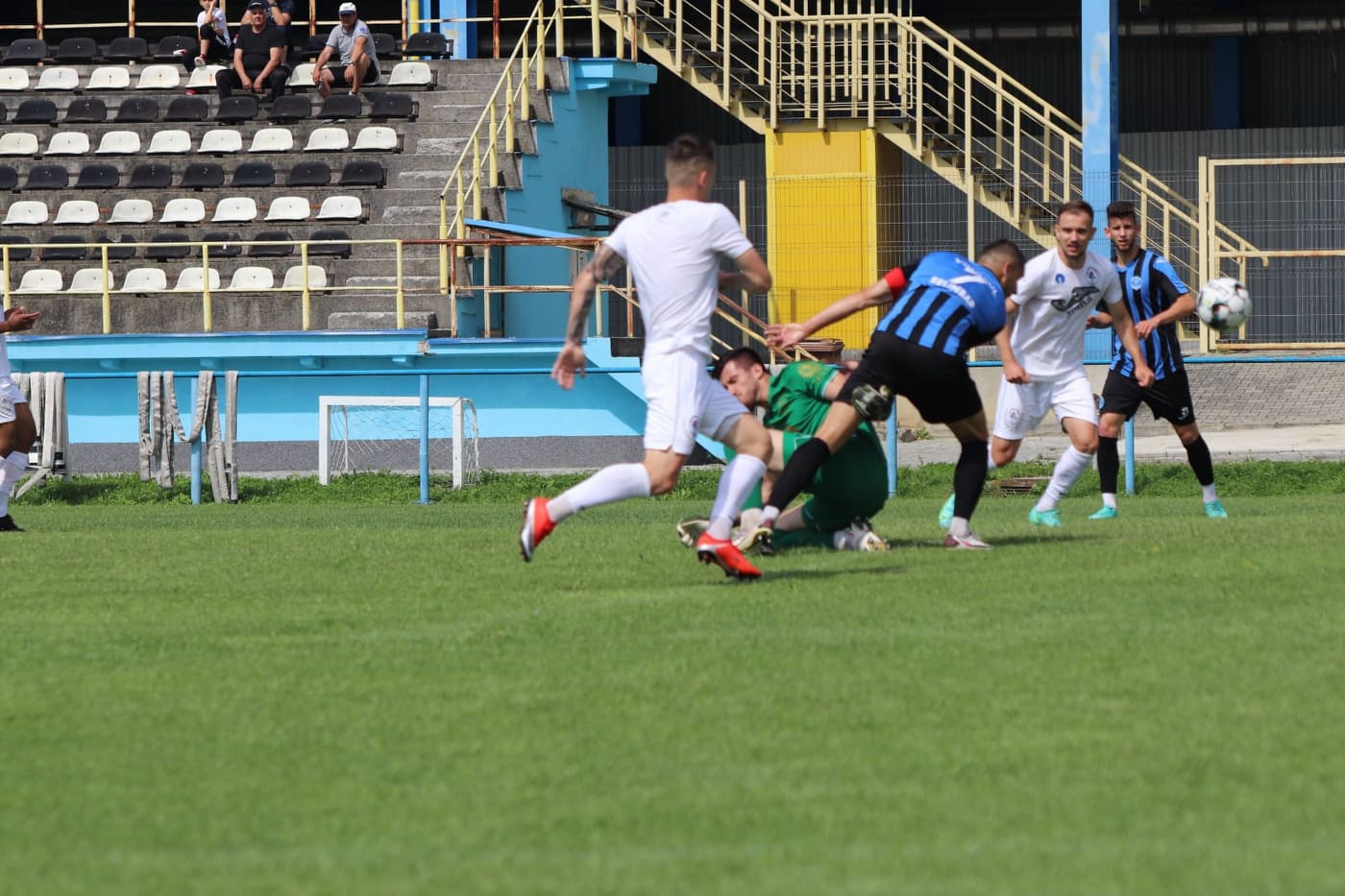 Gaz Metan Mediaș, învinsă într-un amical de o nou-promovată în Liga 2. Daniel Tătar a înscris fabulos, din propria jumătate | VIDEO
