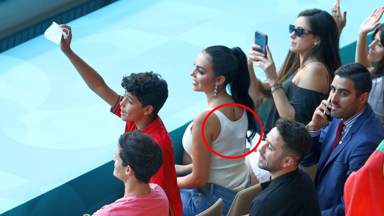 Georgina Rodriguez, iubita lui Cristiano Ronaldo, a purtat un dispozitiv misterios prins de sutien, la Belgia – Portugalia! Ce au aflat nemții | GALERIE FOTO