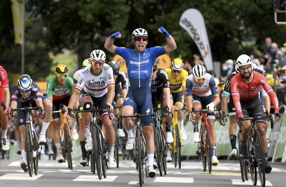 Emoții puternice și lacrimi la finalul etapei a 4-a în Turul Franței! Mark Cavendish a obținut a 31-a victorie a carierei, deși în urmă cu câteva luni era „refuzat” de toată lumea