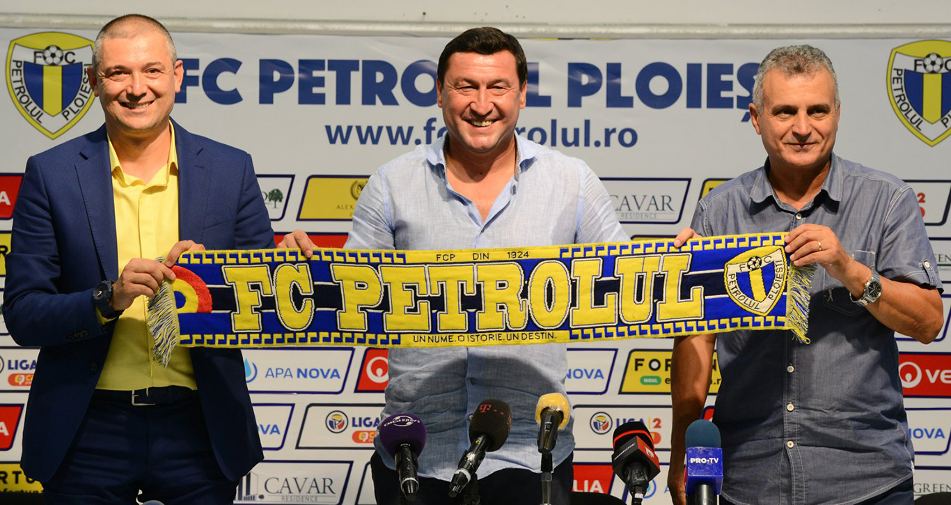 Fostul vicepreședinte al clubului Petrolul, prins în flagrant promițând bani unui arbitru, a fost condamnat la închisoare cu suspendare! Și-a recunoscut vina