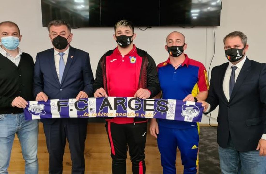 Premiu fabulos oferit de primăria Pitești pentru judoka Șerban Eduard! „Vă mulțumesc în numele judo-ului românesc pentru fapta deosebită”