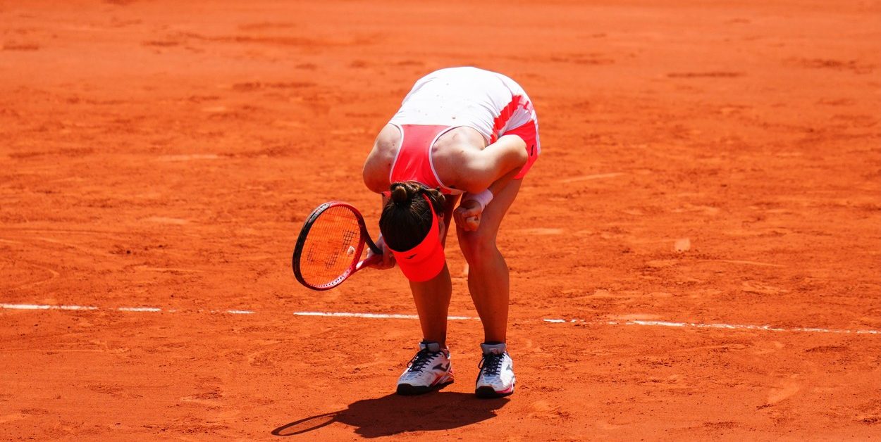 Roland Garros și-a stabilit primele semifinale pe tablourile feminin și masculin! „Killerița” Soranei Cîrstea e în careul de ași