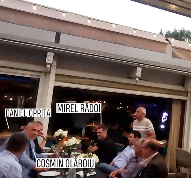 Cosmin Olăroiu, Mirel Rădoi și Daniel Oprița, întâlnire „UEFAntastică” la un restaurant de 5 stele din București. Ce sărbătoreau | GALERIE FOTO