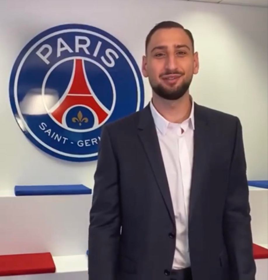 OFICIAL | Gianluigi Donnarumma, cel mai bun fotbalist de la EURO 2020, a semnat cu PSG | FOTO