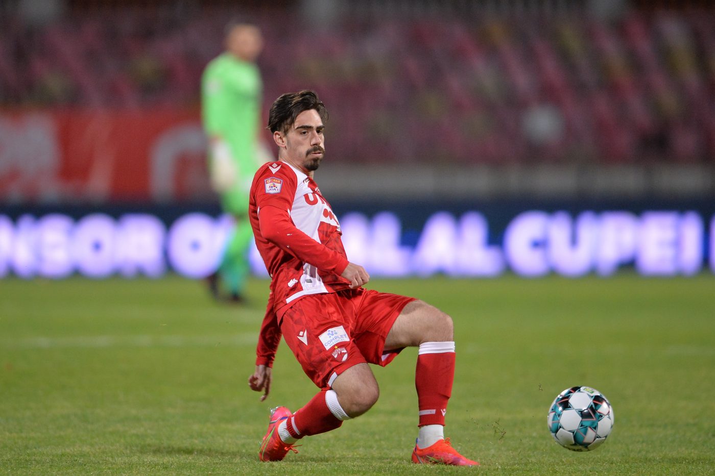 „Nu e normal să fim arătați cu degetul!”. Un jucător al lui Dinamo a răbufnit, din cauza situației de la club