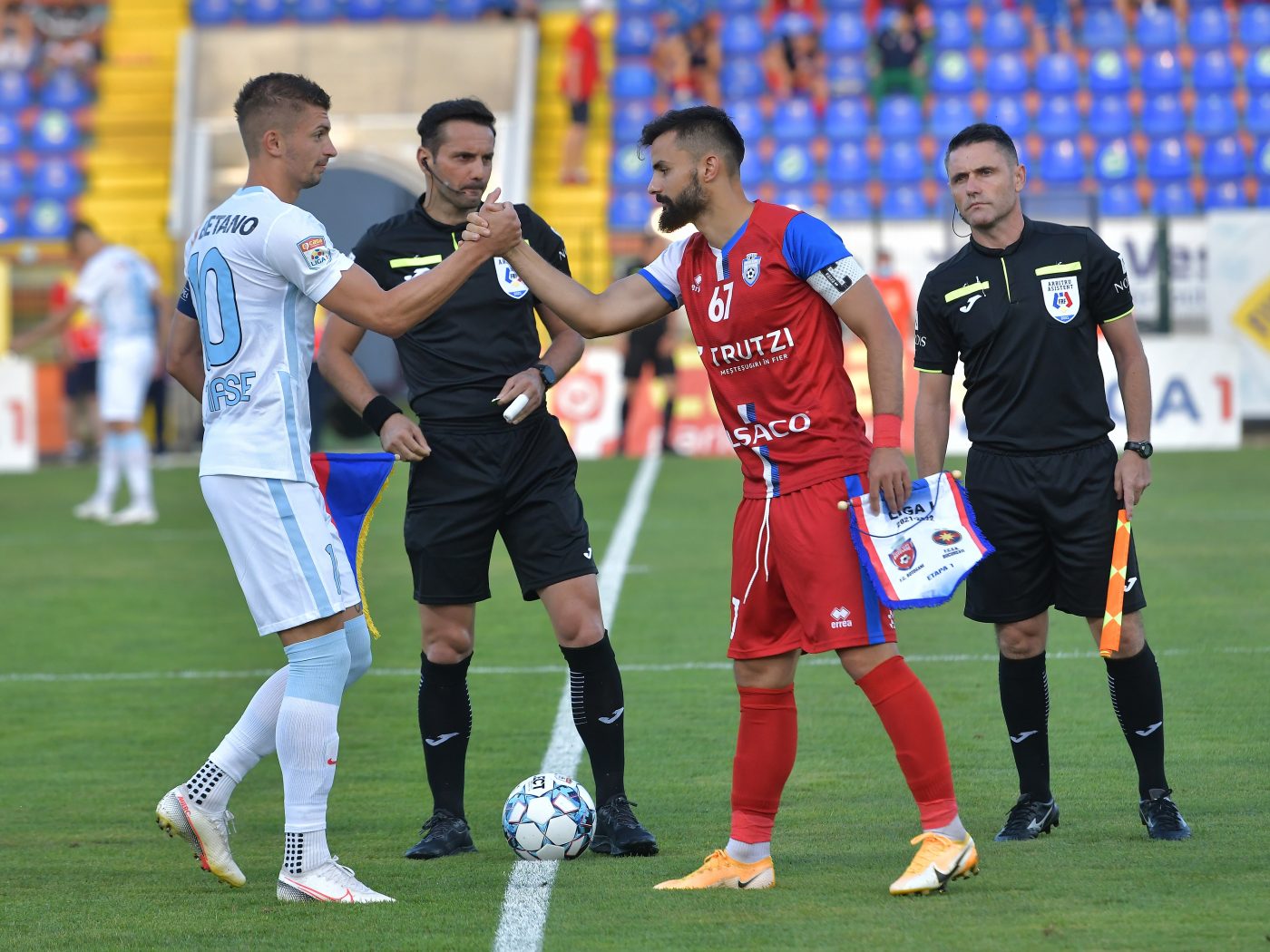 Sebastian Colțescu, mesaj extrem de sincer: „Sunt fan FC U, dar și Universitatea Craiova”. Singurul lucru mai greu decât arbitrajul!