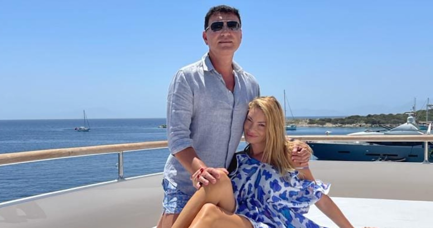 Cristi Borcea, vacanță de neuitat alături de Valentina Pelinel! Cum au fost surprinși cei doi „pe insula iubirii” | FOTO