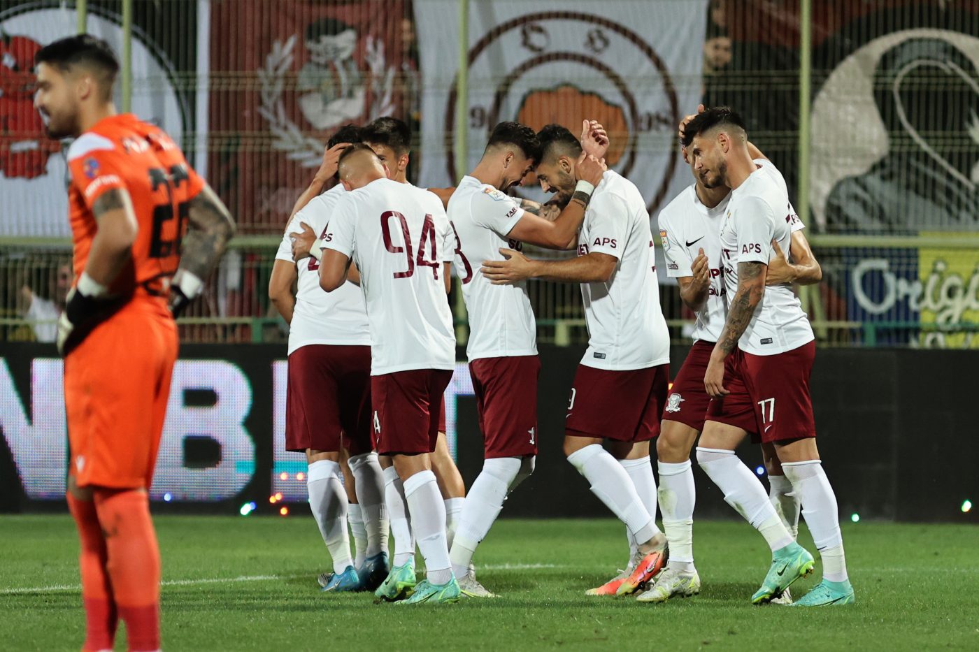 Rapid a surprins în Liga 1, dar nu e „nici la jumătate din potențial!” Daniel Pancu a dezvăluit ce modificări trebuie să facă giuleștenii