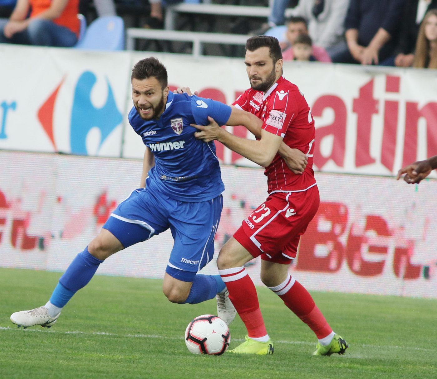 Dinamo, țeapă pentru Vasile Șiman după plecarea lui Ionuț Șerban. Cum scapă „câinii” de clauza de un milion de euro + Ce zice fotbalistul