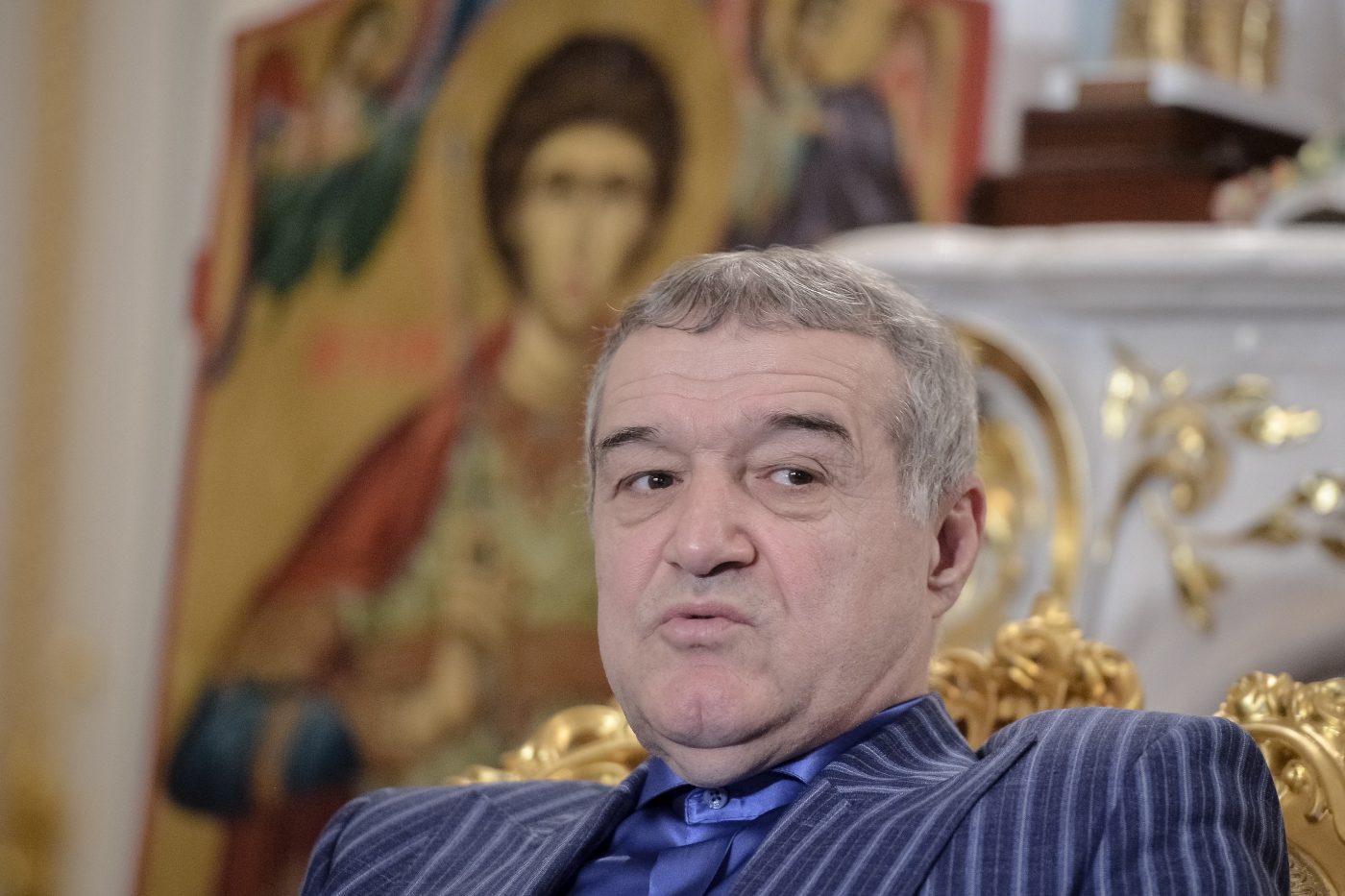 Gigi Becali a explicat schimbările făcute de FCSB la pauză meciului cu Botoșani. „N-are rost! Voi vreți senzații!”