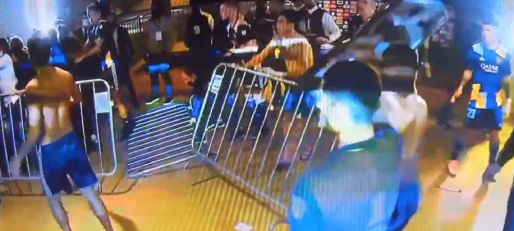 Scandal uriaș în Cupa Libertadores! Jucătorii lui Boca Juniors s-au luat la bătaie cu polițiștii și au aruncat cu gardurile în vestiar | VIDEO