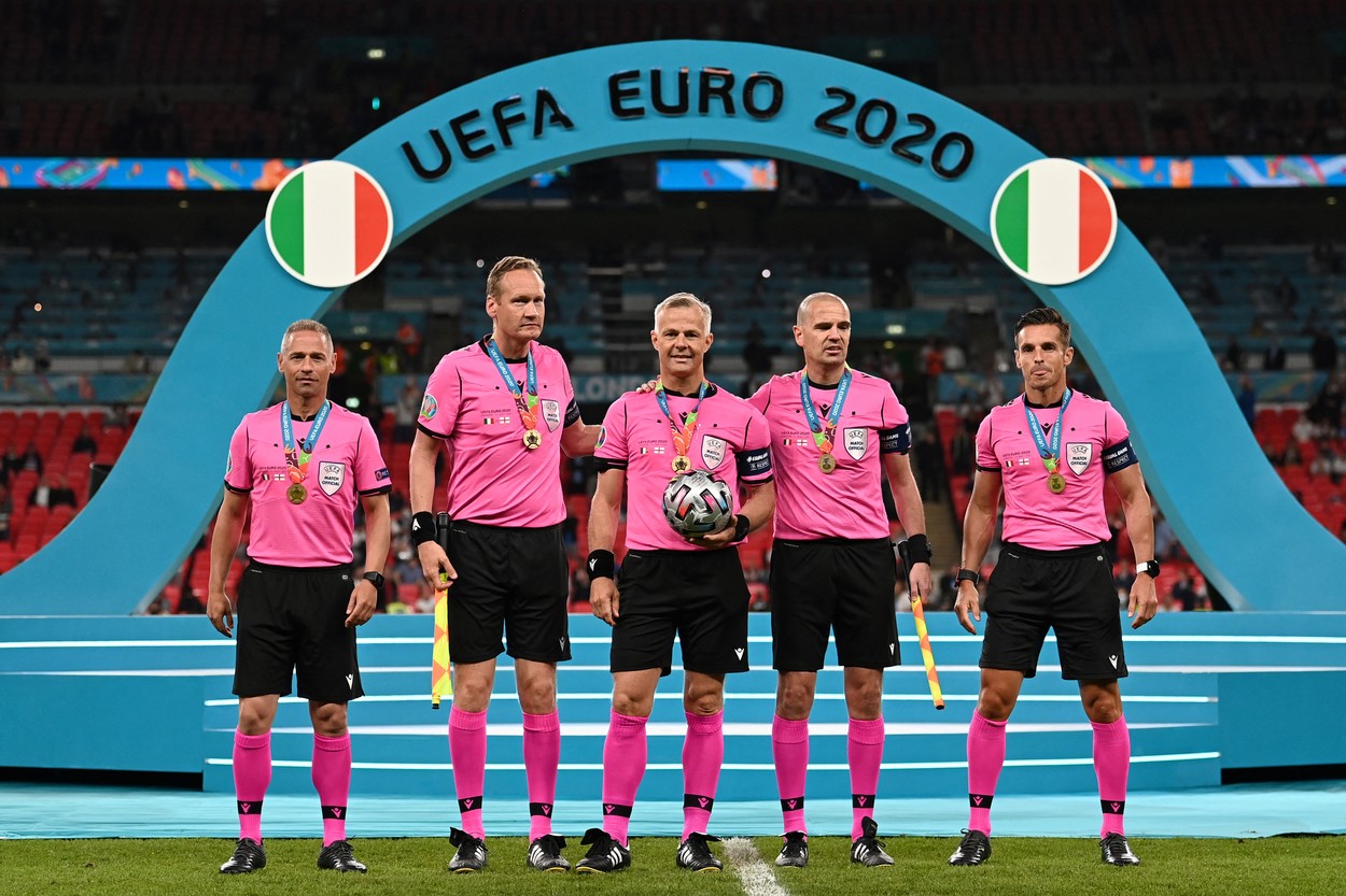 ANALIZĂ MARIUS AVRAM | Ce sancțiune a arbitrilor a lipsit de la Euro 2020 dar va apărea când începe Liga 1. Învățăm sau trecem cu vederea?