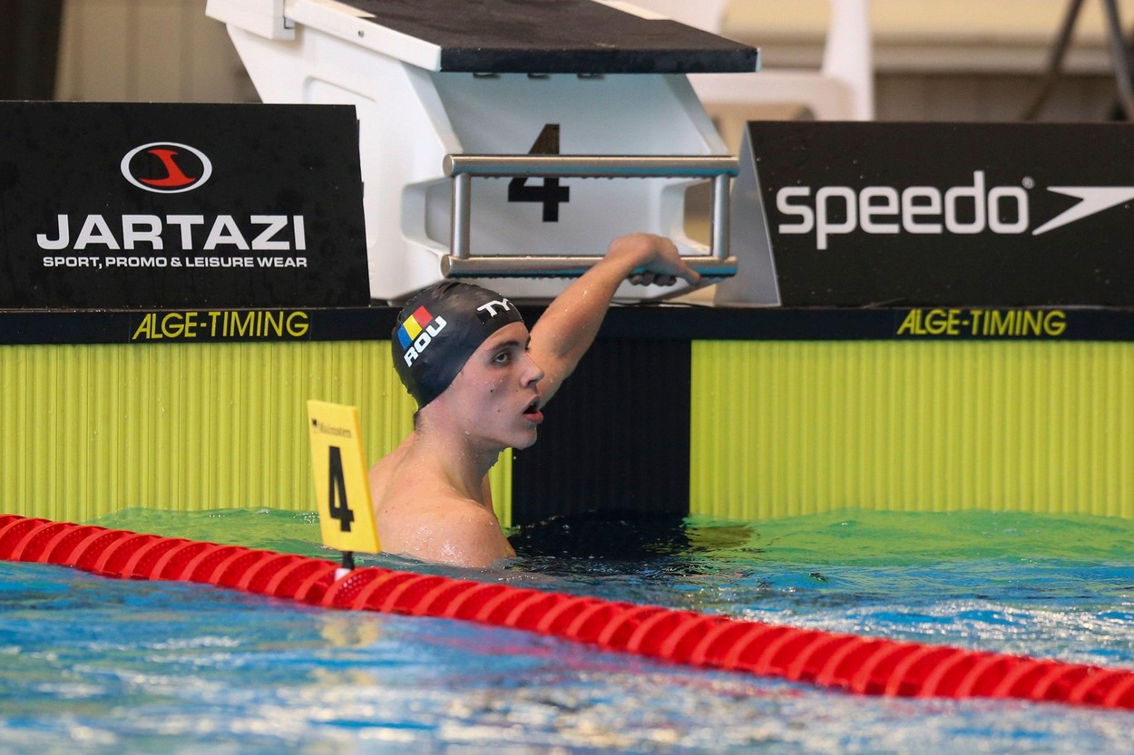 David Popovici uimește din nou! O nouă medalie de aur la natație pentru puștiul-minune al sportului românesc