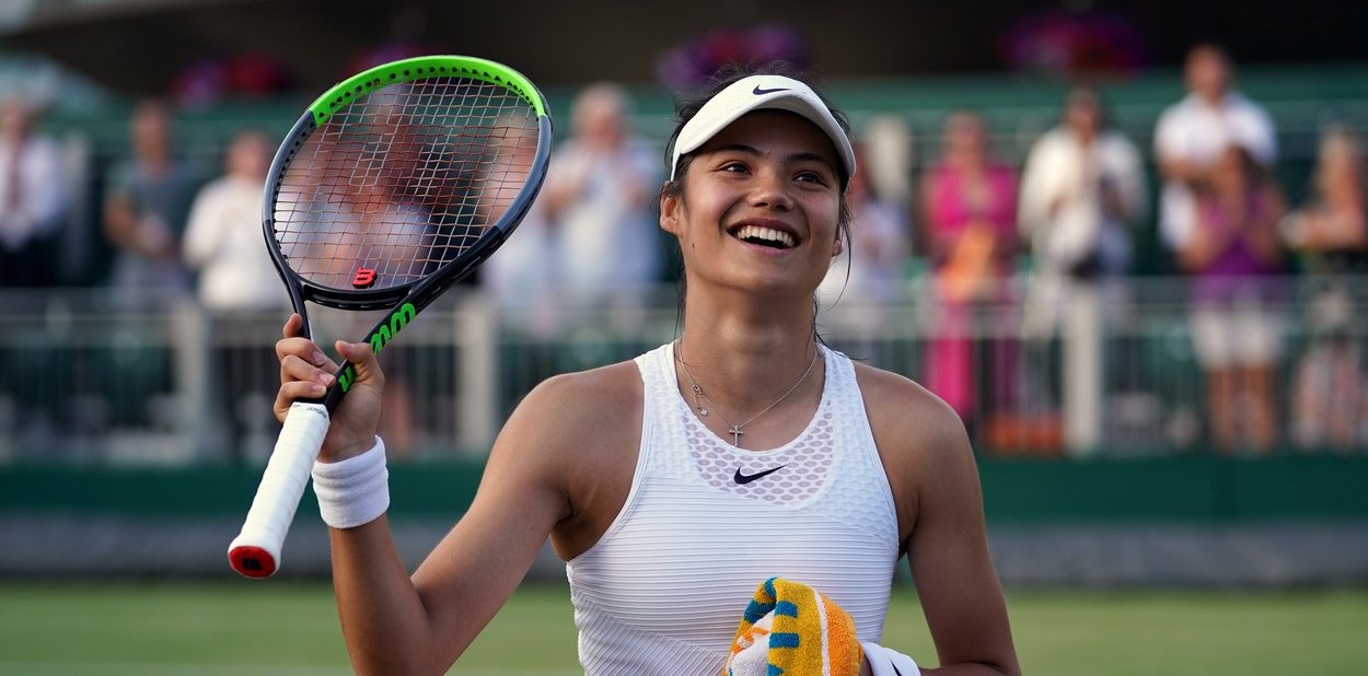 Cine este Emma Răducanu, adversara Soranei Cîrstea din turul 3 la Wimbledon. Sportiva cu tată român a devenit noua senzație a tenisului britanic