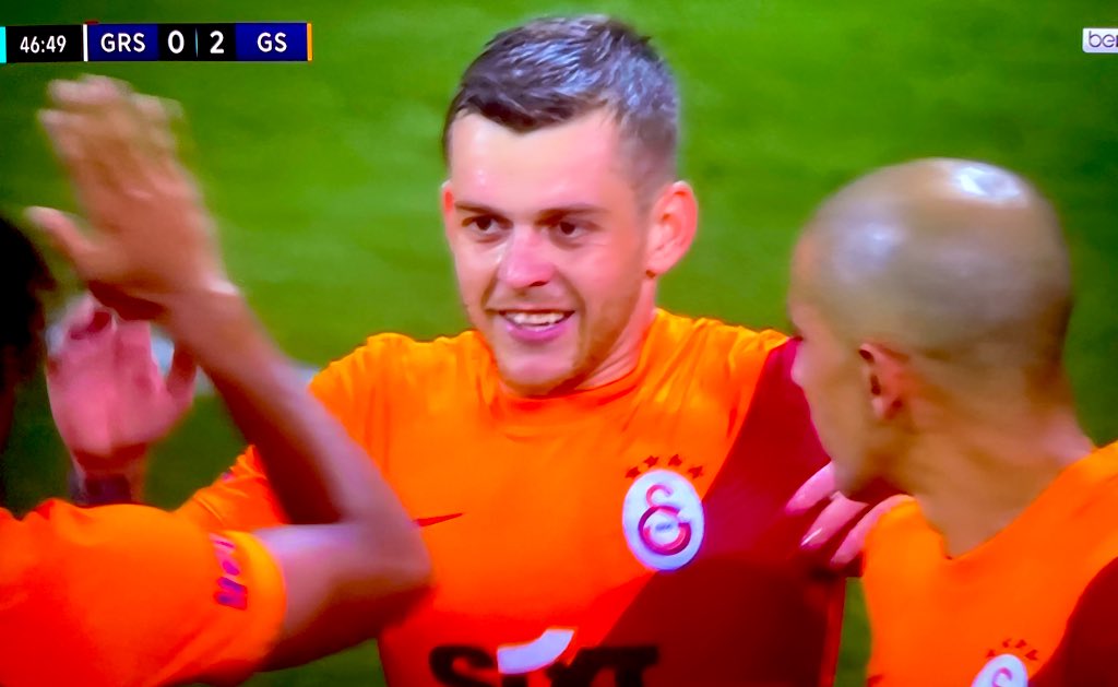 Alexandru Cicâldău deschide scorul din pasa lui Olimpiu Moruțan, căpitan la prima apariție în tricoul lui Galatasaray!