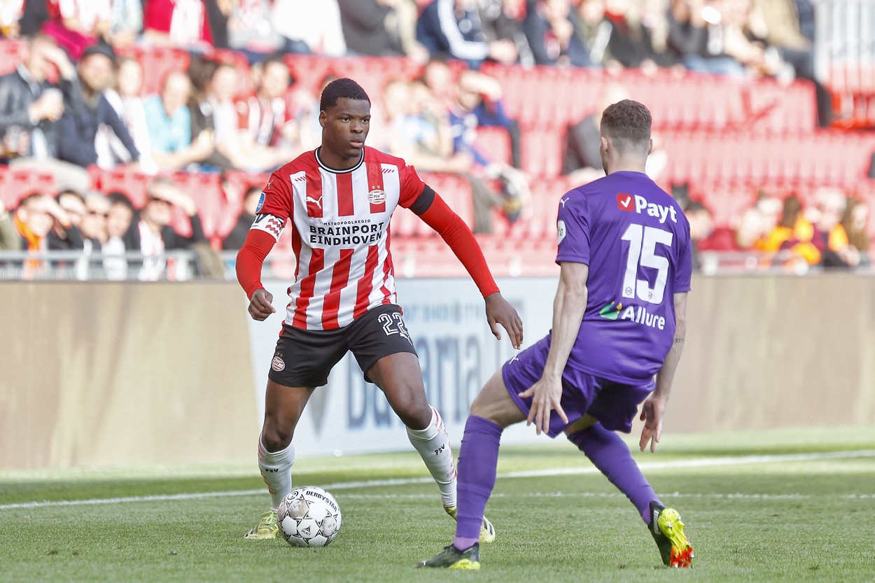 Chinezii încearcă să îi calmeze pe fanii furioși și au început să cumpere fotbaliști! Internazionale Milano îl vrea cu orice preț pe Denzel Dumfries, de la PSV Eindhoven