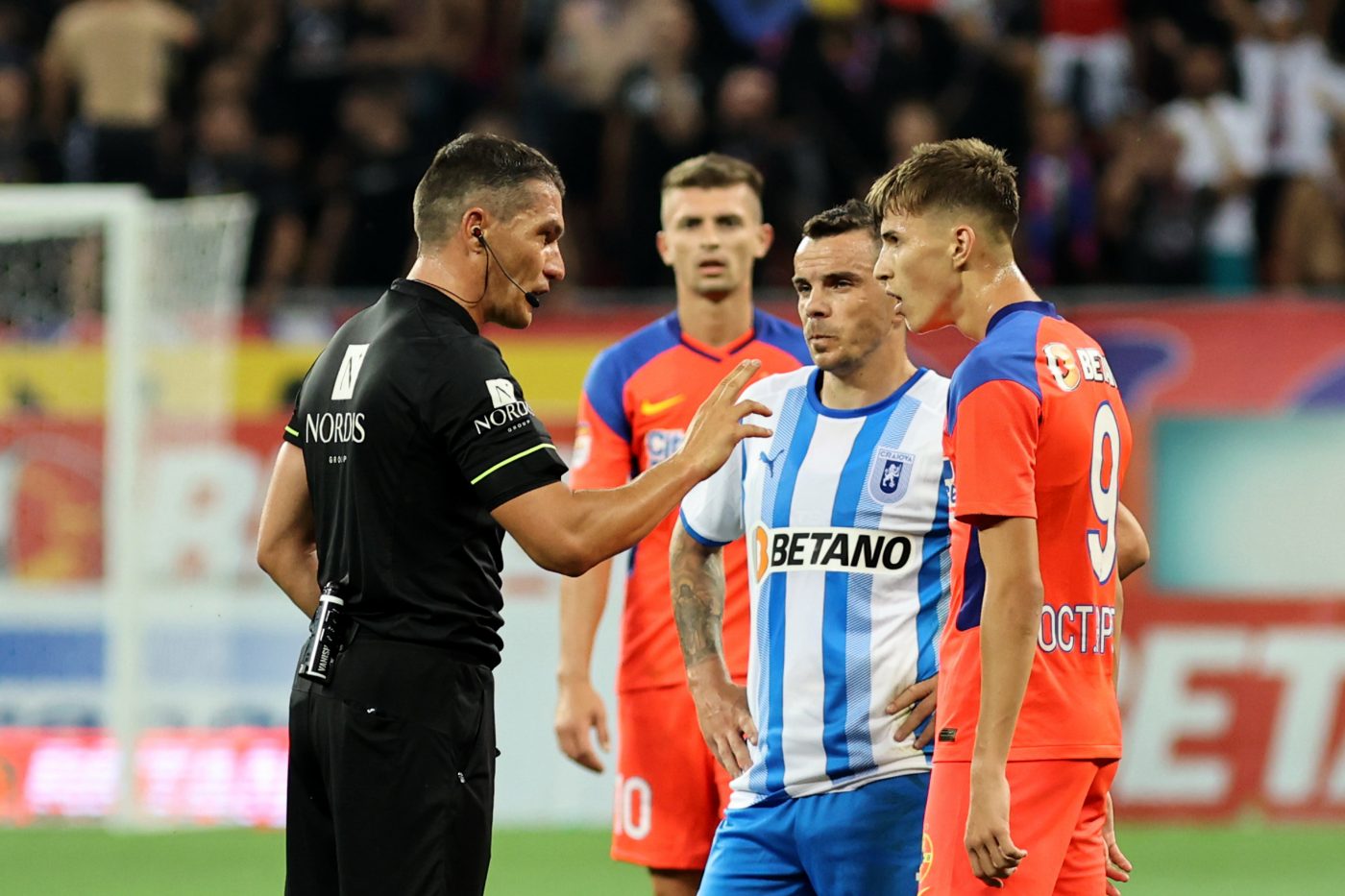 Florentin Petre, atac la vedetele de la FCSB și Universitatea Craiova. „Să muncească pe bani mai puțini! Dacă nu-i dai 20.000 de euro pe lună nu mai joacă 100%!” | EXCLUSIV ProSport LIVE