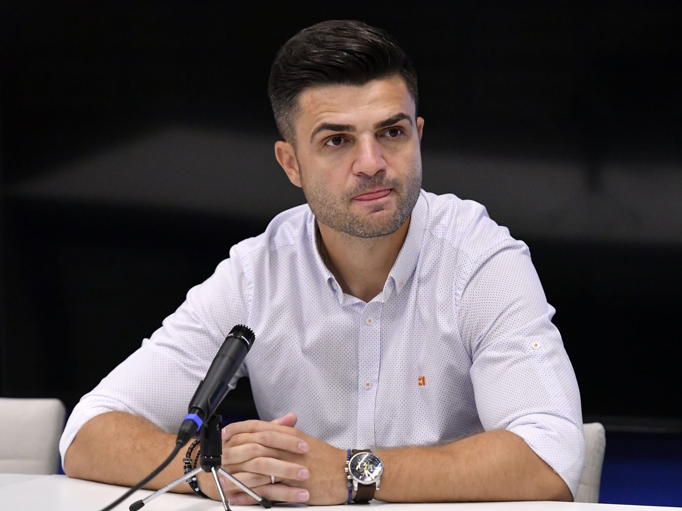 Florin Bratu a mers să-i urmărească pe jucătorii U21 la Farul – Dinamo 3-0. „Mă bucur că am văzut tineri de ambele părți!” Ce zice de golul lui Jefte Betancor